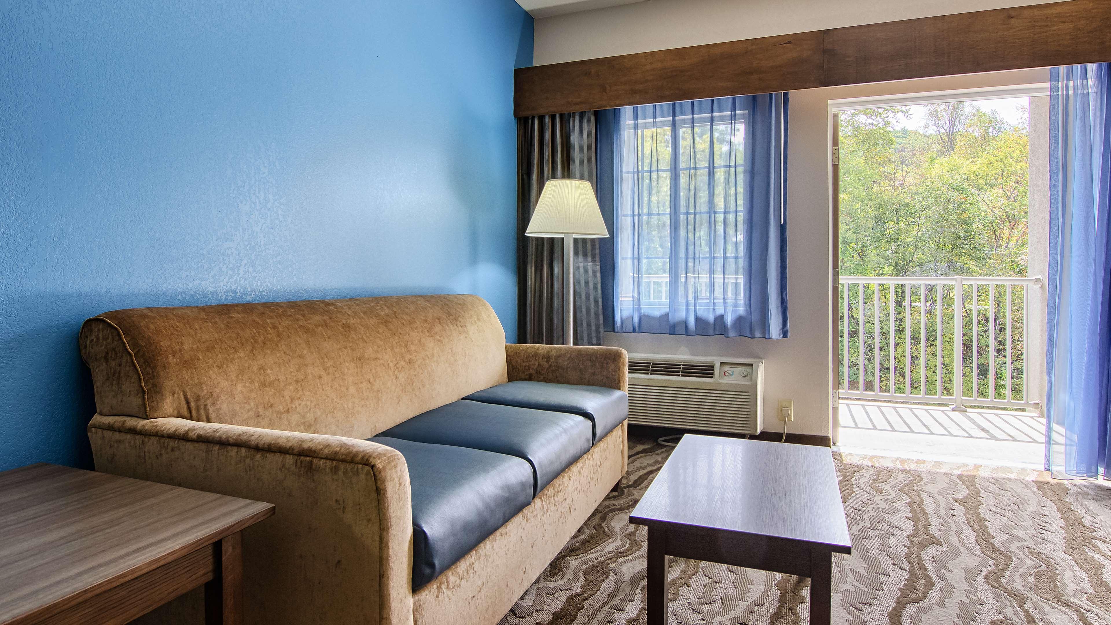 Best Western Plus River Escape Sylva / Dillsboro Exterior foto